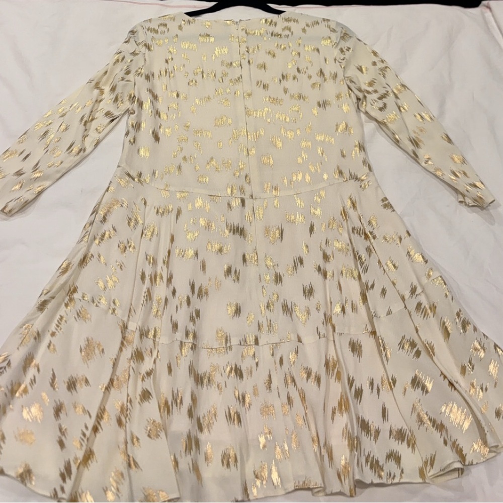 This CECE by Cynthia Steffe dress is the perfect dress for your little girl 🤍⭐️